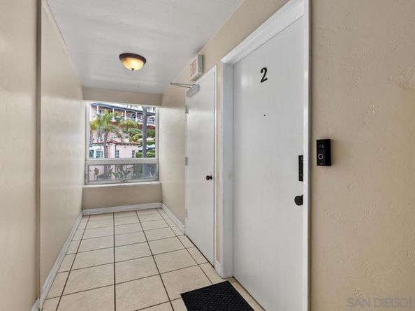 8040 Girard Ave 2, La Jolla CA 92037