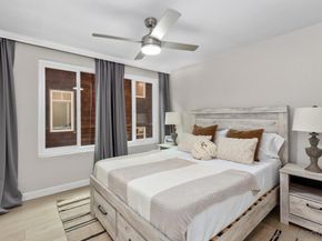 8040 Girard Ave 2, La Jolla CA 92037