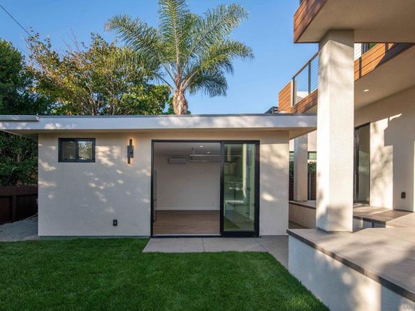 3616 Buena Vista St, San Diego CA 92109