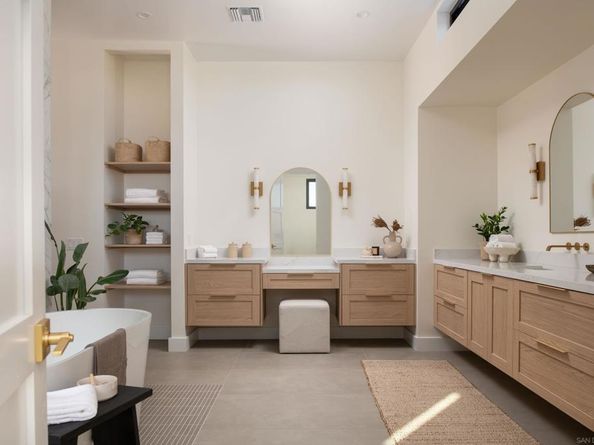 3616 Buena Vista St, San Diego CA 92109