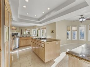 2464 Canyon Creek Rd, Escondido CA 92025