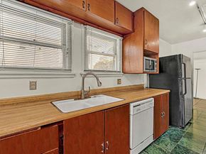 3055 Suncrest, San Diego CA 92116