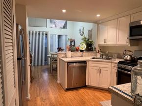 4035 Carmel View Rd 114, San Diego CA 92130