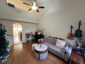 4035 Carmel View Rd 114, San Diego CA 92130