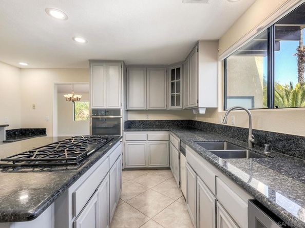 4331 Nabal Dr, La Mesa CA 91941