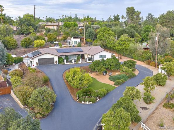 660 Via Rancho Pkwy, Escondido CA 92029