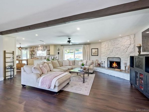 660 Via Rancho Pkwy, Escondido CA 92029