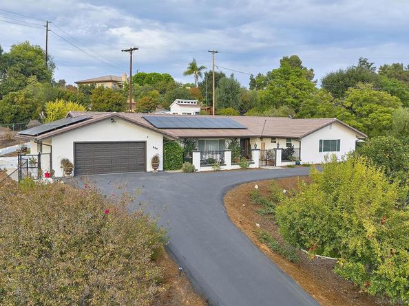 660 Via Rancho Pkwy, Escondido CA 92029
