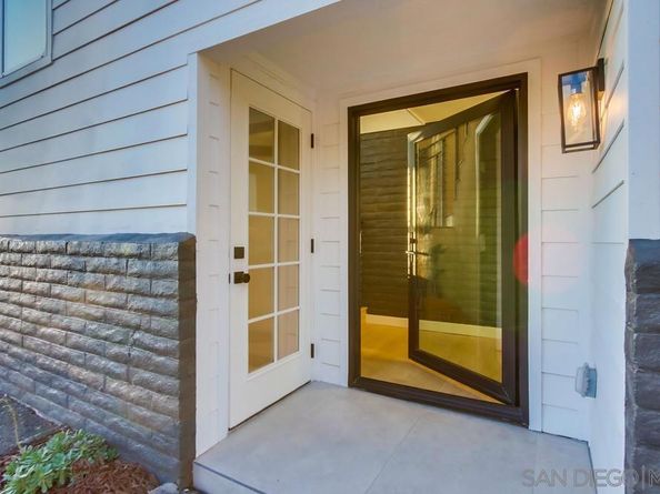 9612 Summit Cir, La Mesa CA 91941