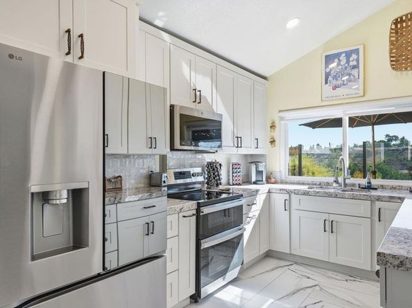 7773 Eagle Ridge Dr, San Diego CA 92119