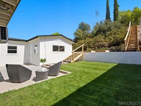 2039 Winnett St, San Diego CA 92114