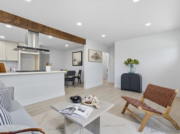 2039 Winnett St, San Diego CA 92114