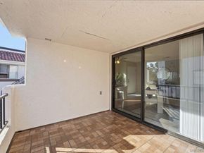 8485 Westmore RD APT 40, San Diego CA 92126