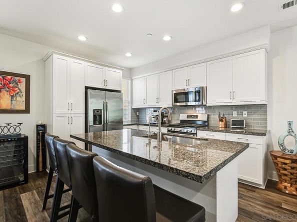 2225 Element Way 2, Chula Vista CA 91915