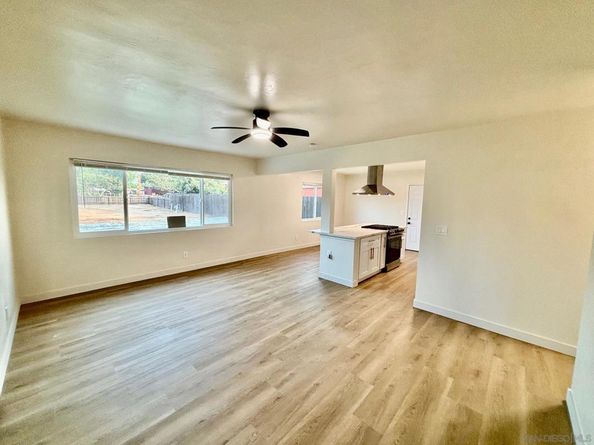 154 Palm Ave, Chula Vista CA 91911