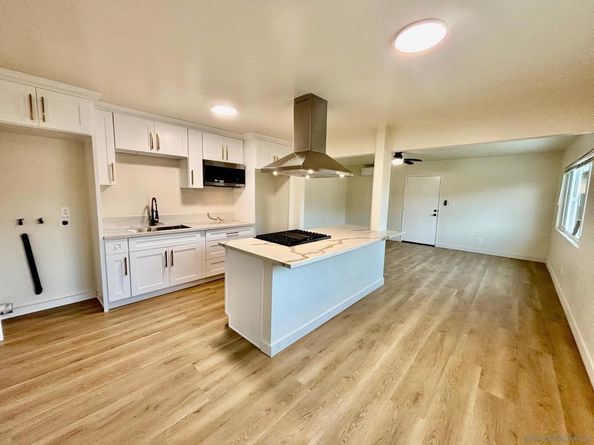 154 Palm Ave, Chula Vista CA 91911