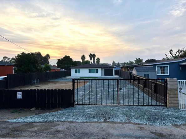 154 Palm Ave, Chula Vista CA 91911