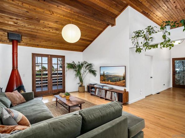 4021 Bernice Dr, San Diego CA 92107