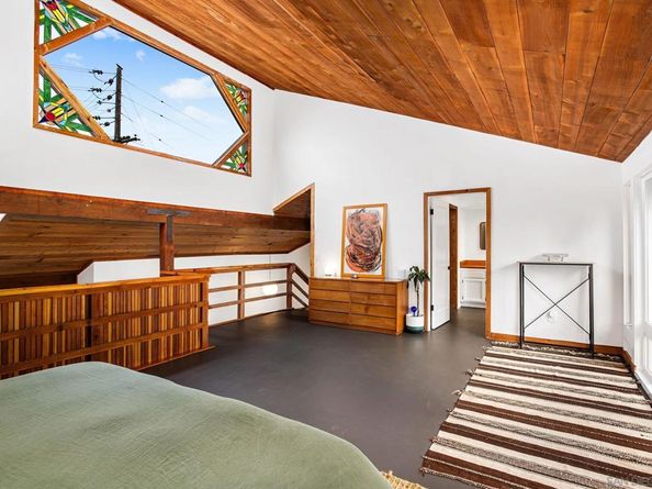 4021 Bernice Dr, San Diego CA 92107