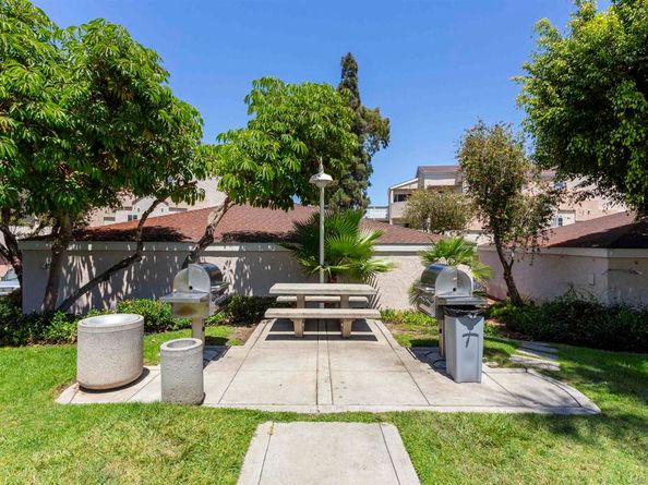 7228 Camino Degrazia 270, San Diego CA 92111