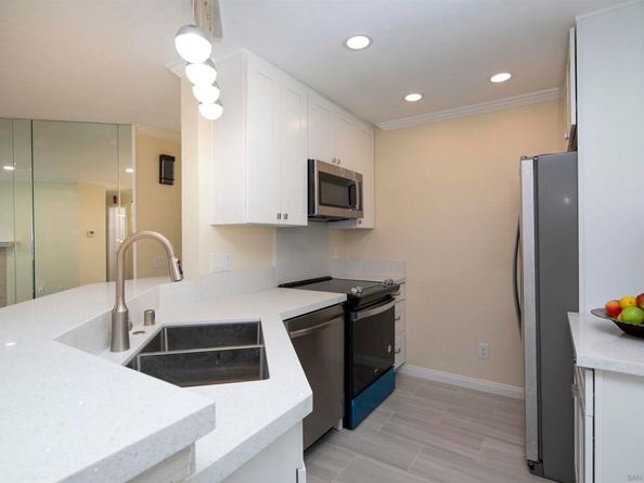 7228 Camino Degrazia 270, San Diego CA 92111