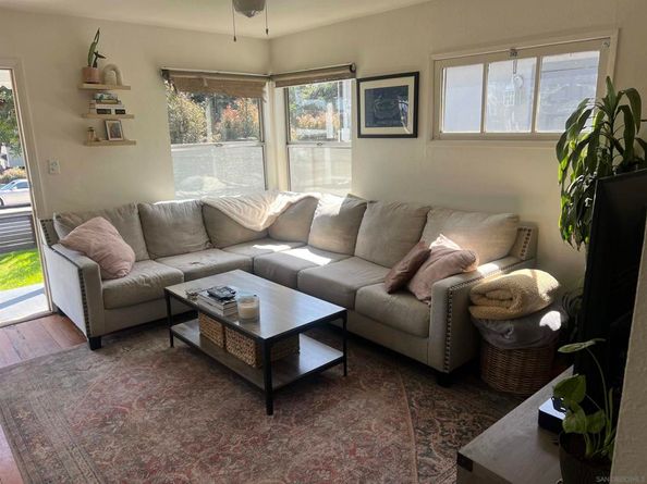 2136 Reed St, San Diego CA 92109