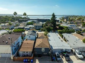 2136 Reed St, San Diego CA 92109