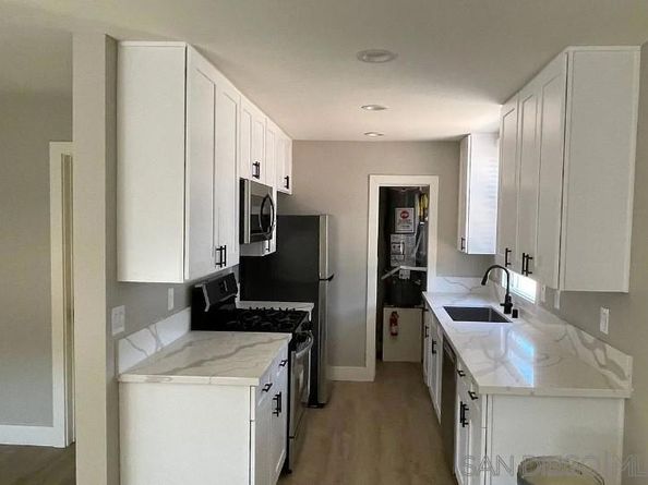 2136 Reed St, San Diego CA 92109