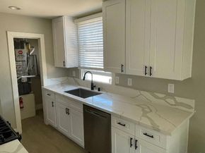 2136 Reed St, San Diego CA 92109