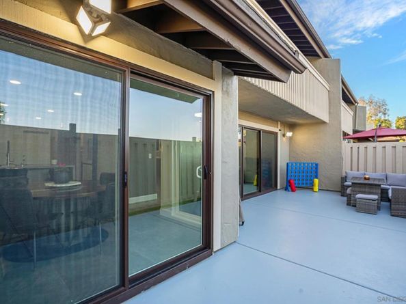 4718 Amberwood Ct, Carlsbad CA 92008