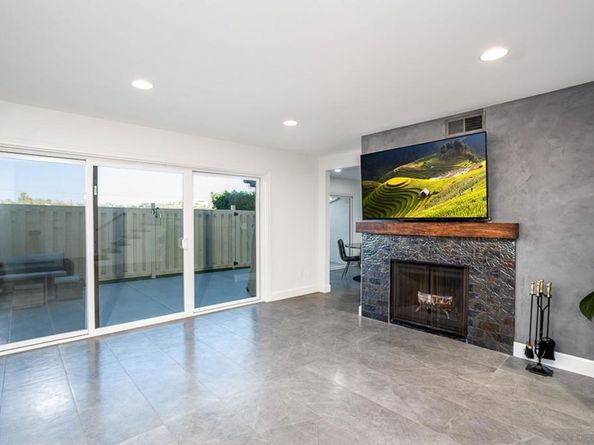 4718 Amberwood Ct, Carlsbad CA 92008