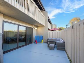 4718 Amberwood Ct, Carlsbad CA 92008