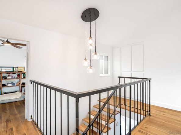 4718 Amberwood Ct, Carlsbad CA 92008