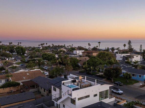 5140 Los Robles Drive, Carlsbad CA 92008