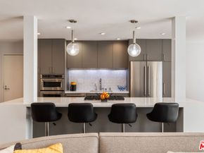 1535 S Bentley Avenue 301, Los Angeles CA 90025