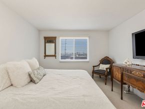 1535 S Bentley Avenue 301, Los Angeles CA 90025