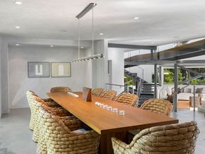 28827 Grayfox Street, Malibu CA 90265