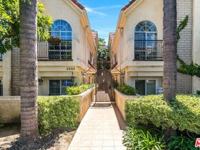 4444 Moorpark Way 202, Toluca Lake CA 91602