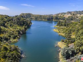 6401 Tahoe Drive, Los Angeles CA 90068