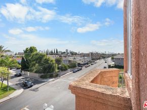 801 Lorraine Boulevard 301, Los Angeles CA 90005