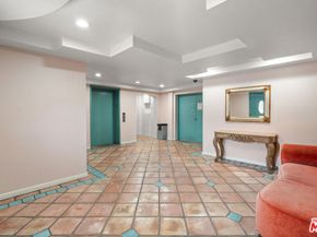 801 Lorraine Boulevard 301, Los Angeles CA 90005
