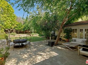 560 Loring Avenue, Los Angeles CA 90024