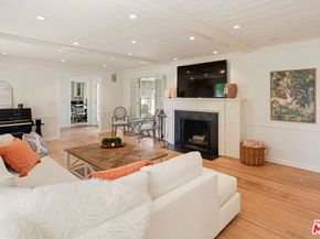 560 Loring Avenue, Los Angeles CA 90024