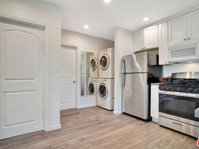 17527 Haynes Street, Van Nuys CA 91406