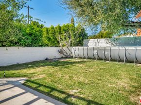 17527 Haynes Street, Van Nuys CA 91406