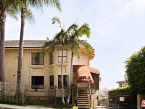 1942 Grace Avenue 118, Los Angeles CA 90068