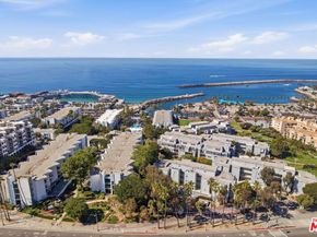 240 The 310, Redondo Beach CA 90277