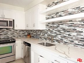 901 Ocean Avenue, Santa Monica CA 90403