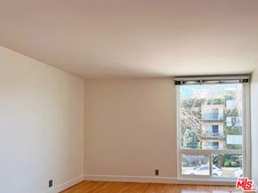 901 Ocean Avenue, Santa Monica CA 90403