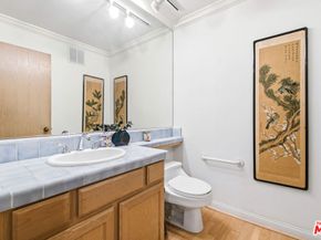 4454 Ventura Canyon Avenue 105, Sherman Oaks CA 91423